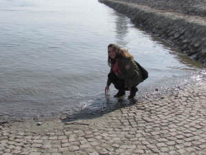 TOCANDO LAS AGUAS DEL DANUBIO- FRONTERA DE SERBIA