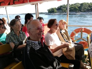 IMG-136ecee676c28c8fc06710d0e057bf1a-V