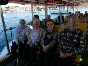 IMG-1b6ef8756b82443147f40fb70b449608-V
